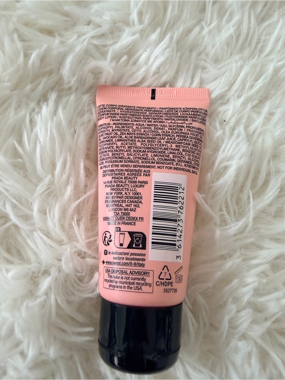 Prada Paradoxe Moisturizing Perfumed Body Lotion - Light Pink - Picture 2 of 7